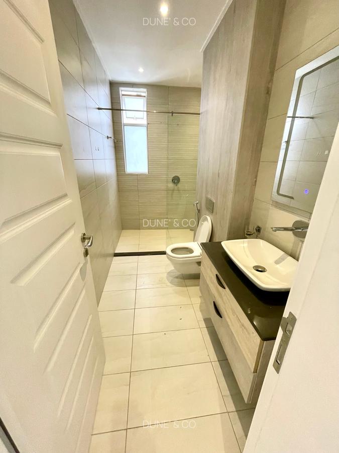 Serviced 1 Bed Apartment with En Suite in Westlands Area - 9