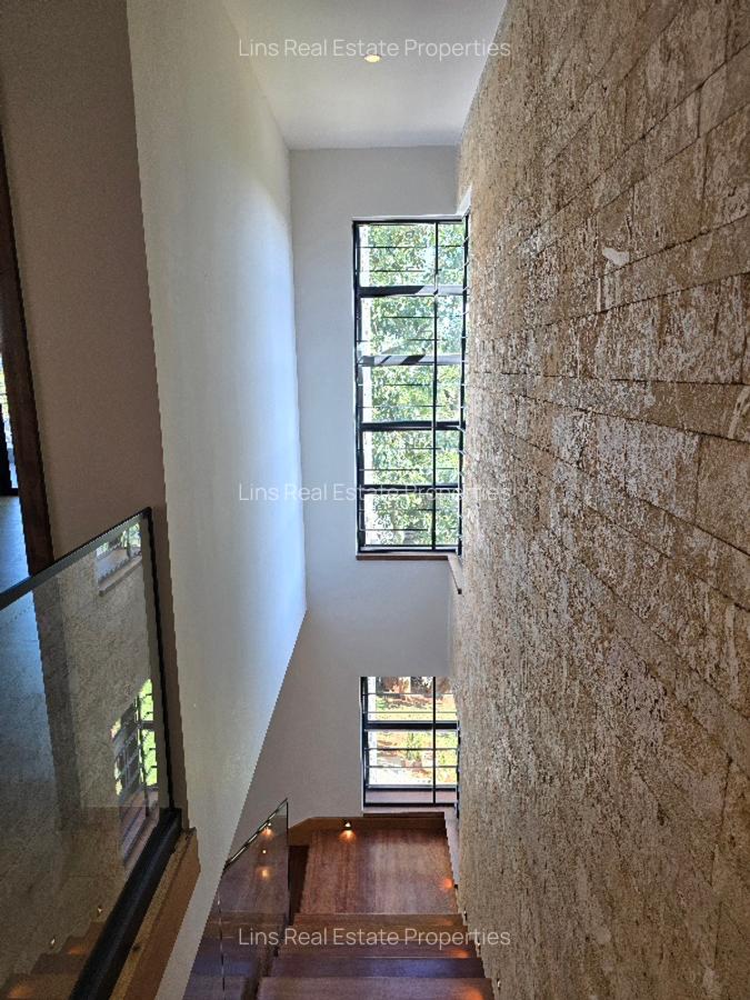 4 Bed Townhouse with En Suite in Loresho - 12