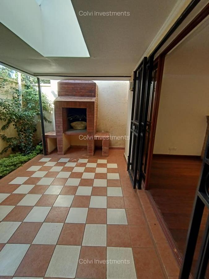 3 Bed House with En Suite in Muthaiga - 10