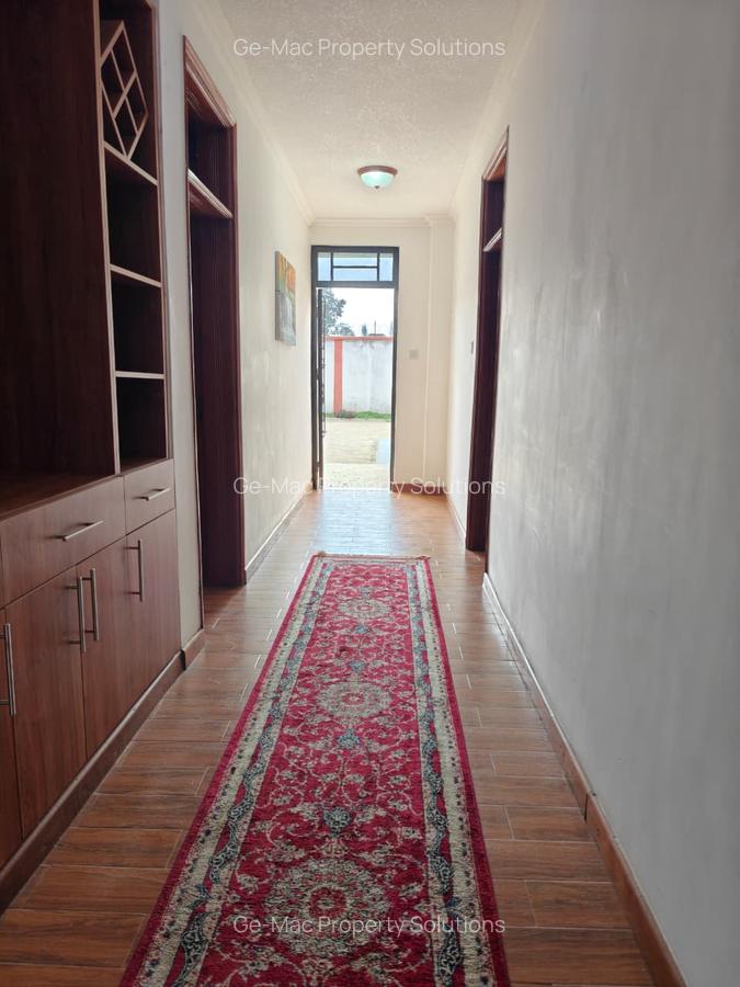 5 Bed House with En Suite in Runda - 13