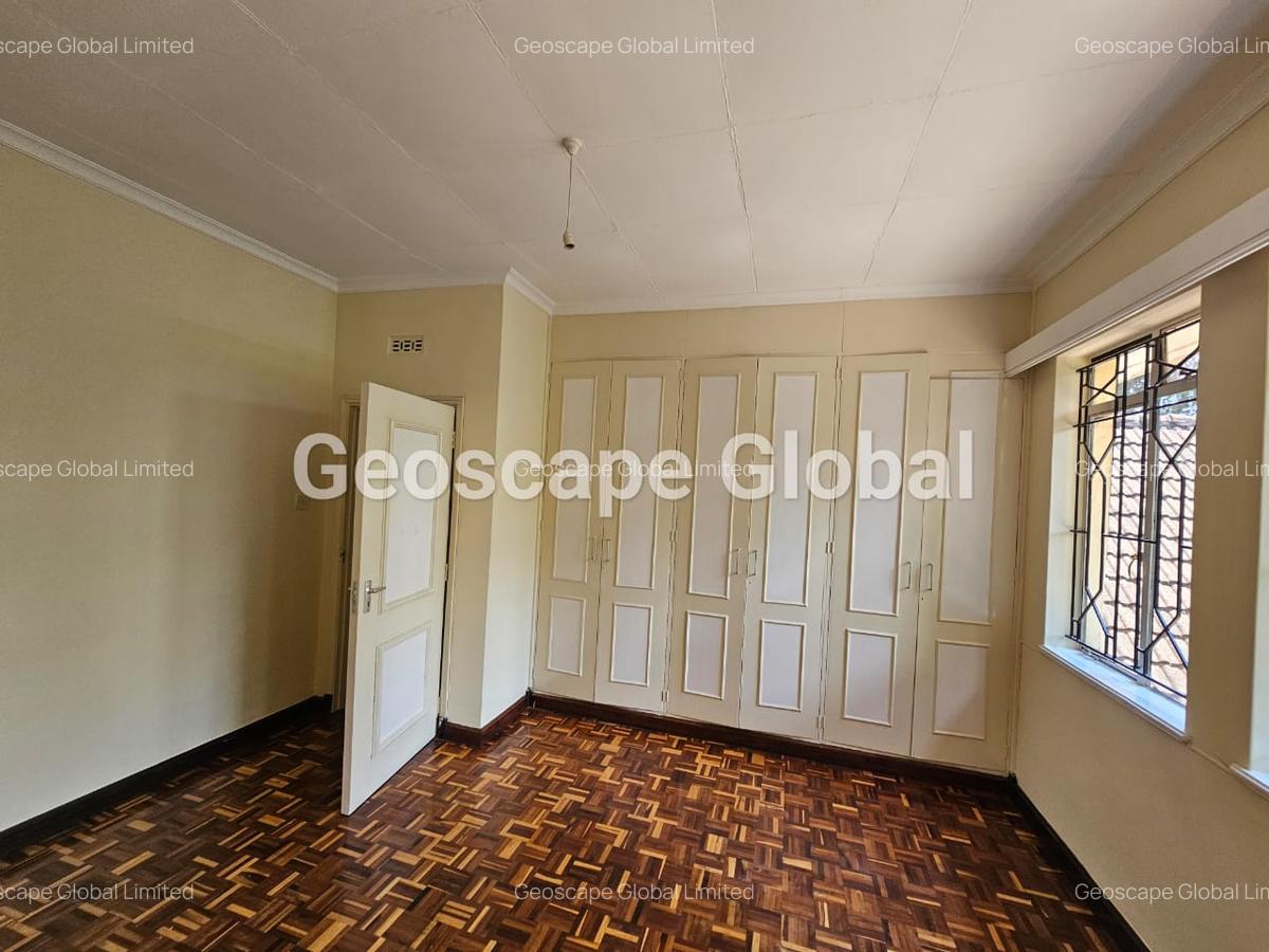 5 Bed House with En Suite in Gigiri - 5