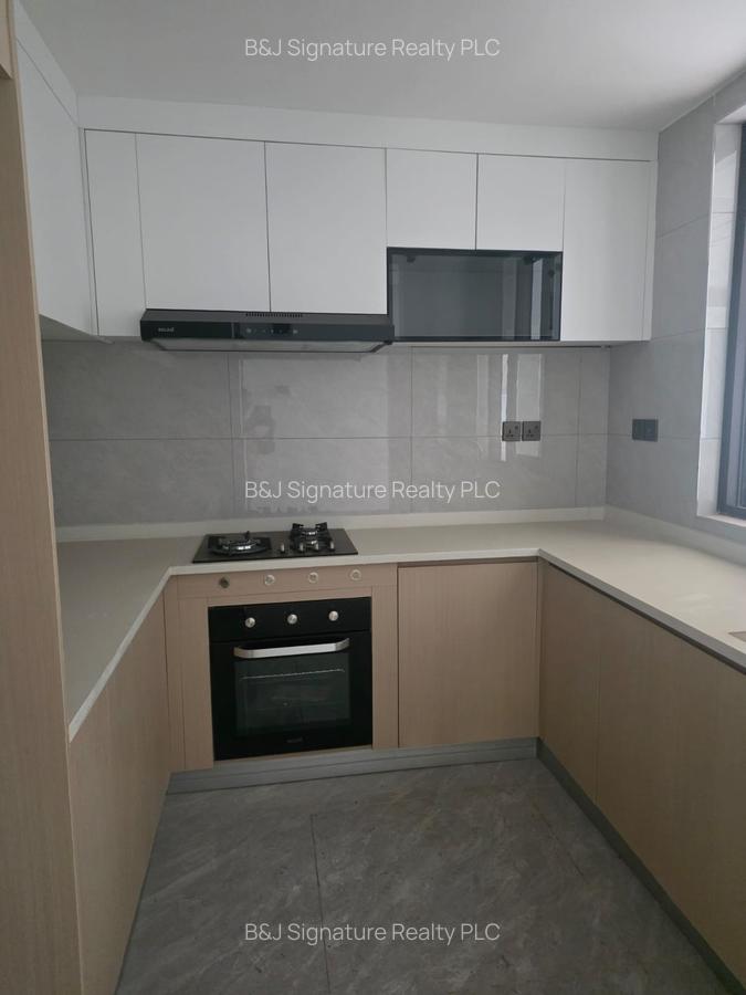 2 Bed Apartment with En Suite in Riverside - 3