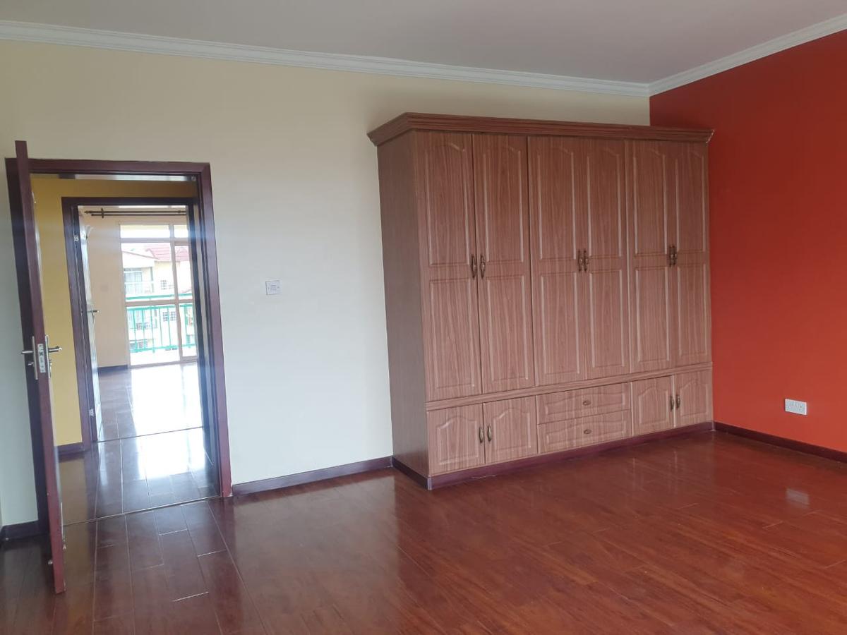 4 Bed Apartment with En Suite in Lavington - 6