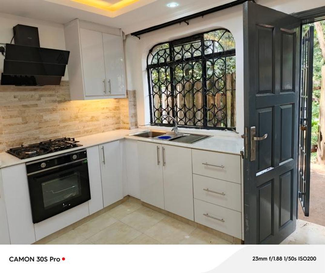 4 Bed Townhouse with En Suite in Lavington - 6