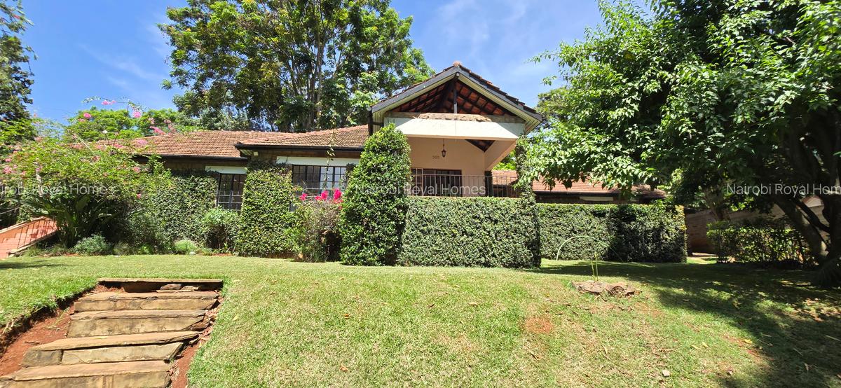 5 Bed House with En Suite at Jacaranda Avenue - 1
