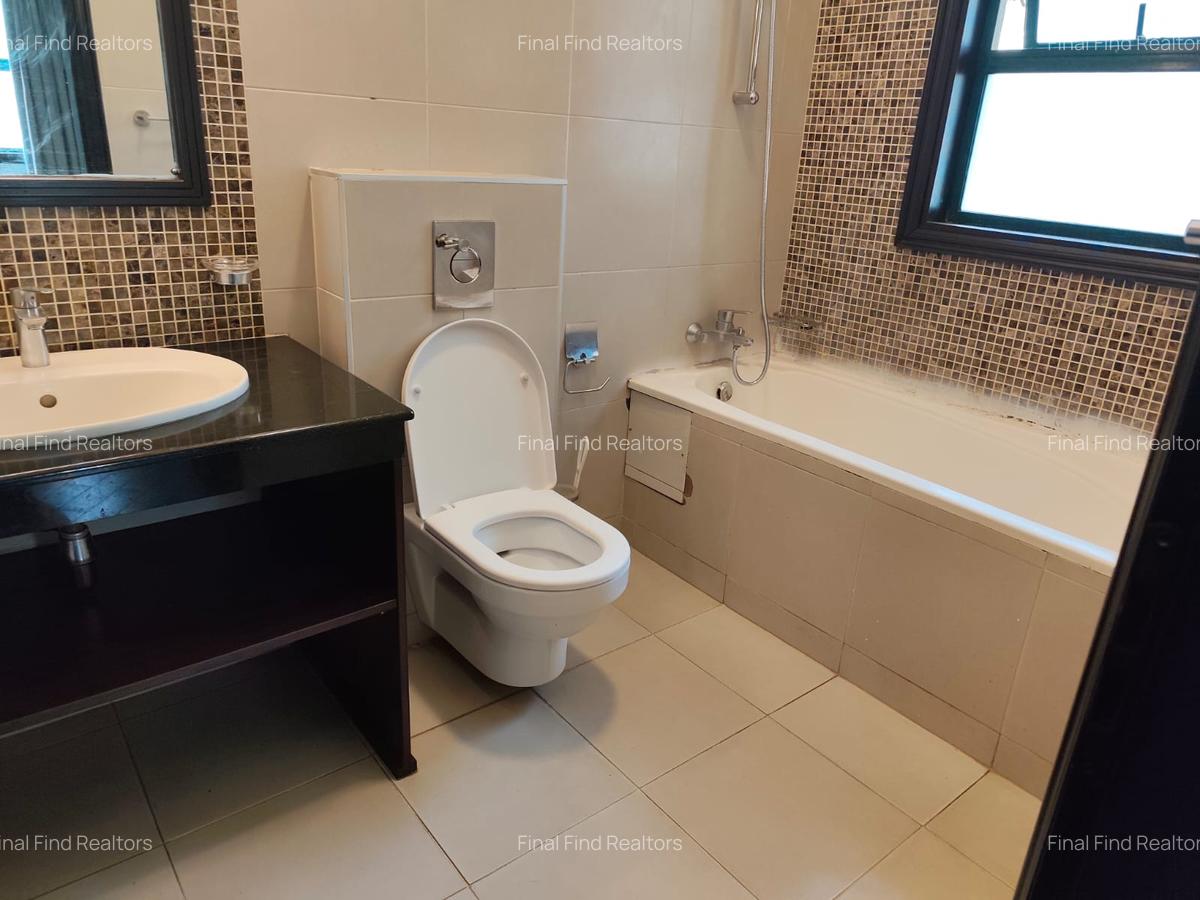 3 Bed Townhouse with En Suite in Westlands Area - 19