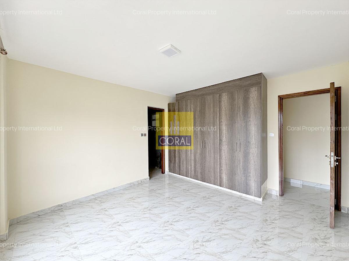 4 Bed Apartment in Parklands - 13