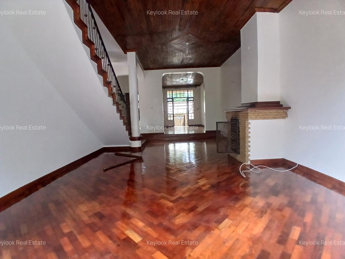 4 Bed Townhouse with En Suite at Lavington Green - 11
