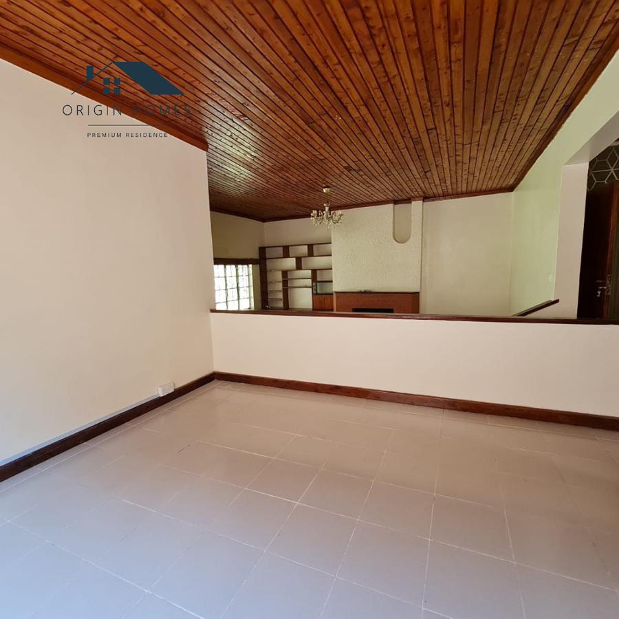 3 Bed House with En Suite at Loresho - 13