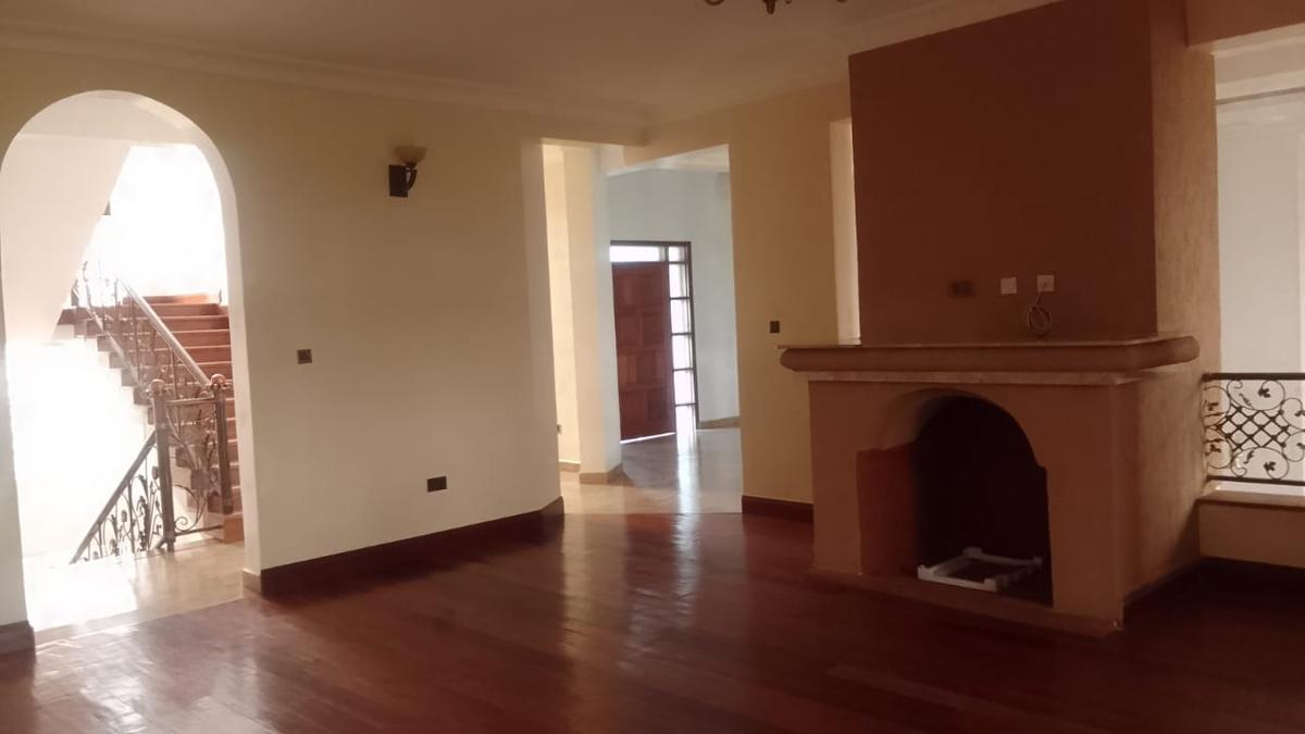 5 Bed House with En Suite in Karen - 2