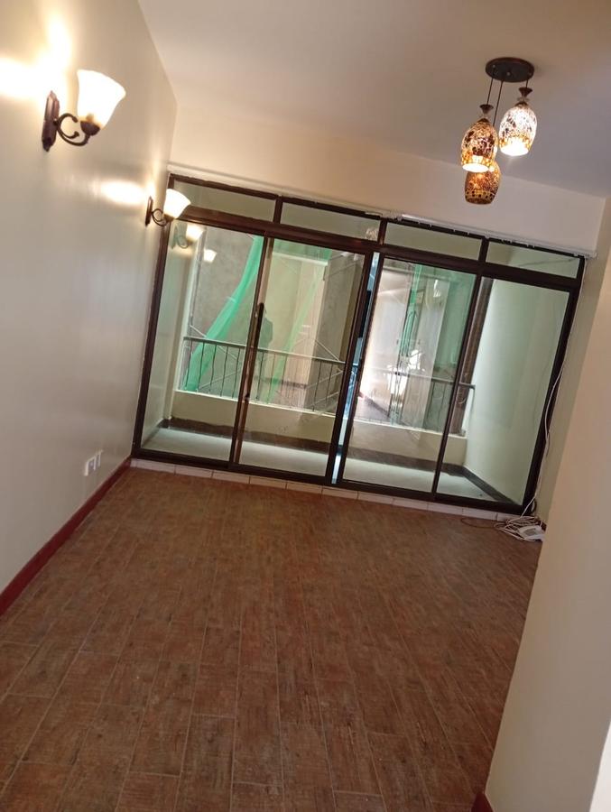 1 Bed Apartment with En Suite in Kilimani - 3