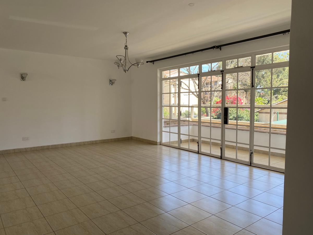 3 Bed Apartment with En Suite in Lavington - 6