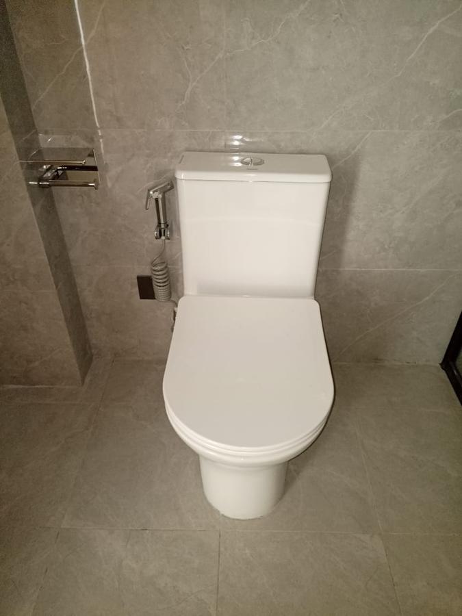 1 Bed Apartment with En Suite at Kingara Rd - 6
