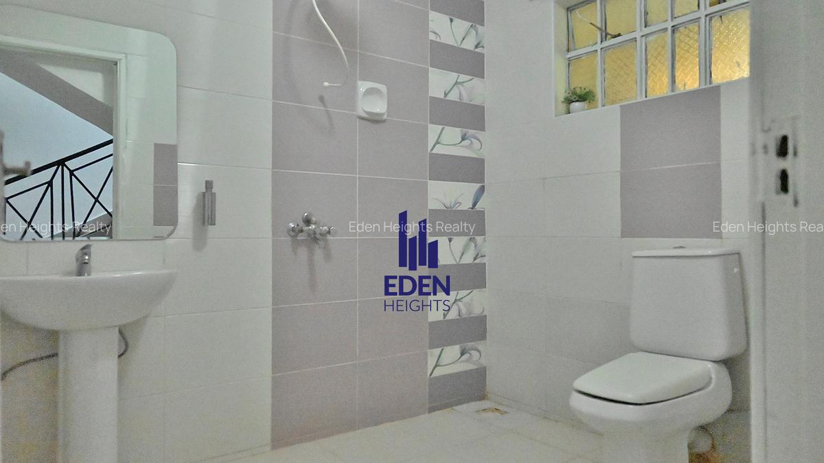 5 Bed House with Staff Quarters in Nyari - 12