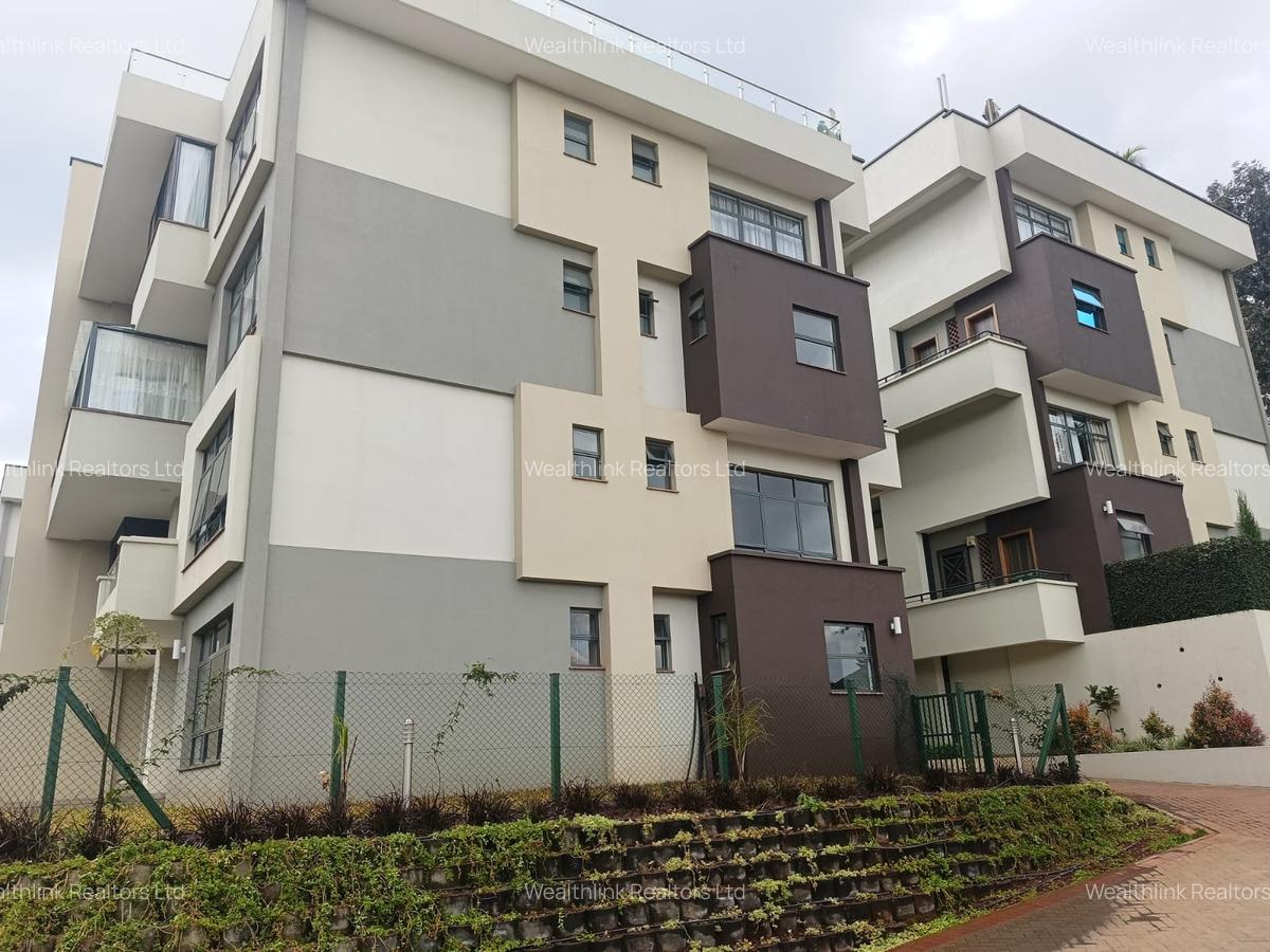 4 Bed Townhouse with En Suite at Two Rivers - 1