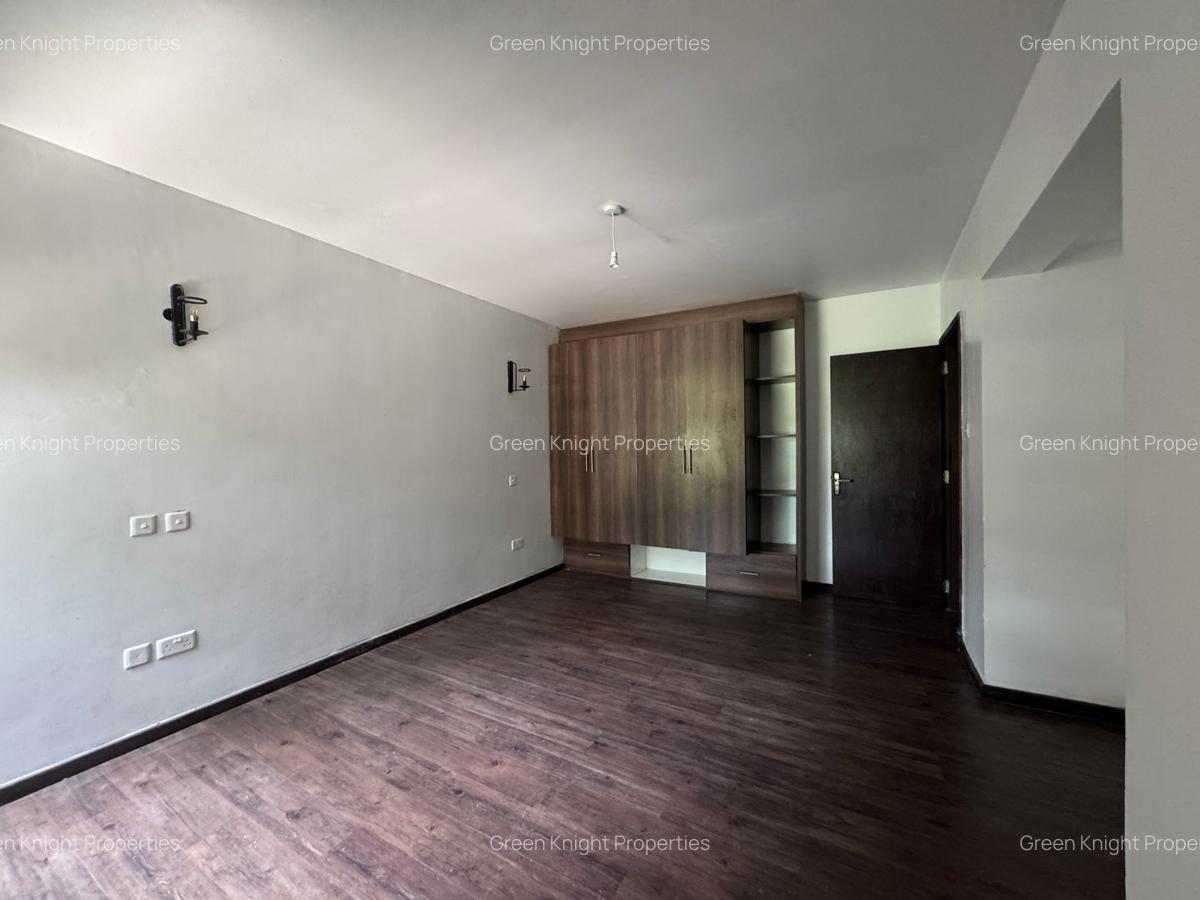 Serviced 3 Bed Apartment with En Suite in Kileleshwa - 10