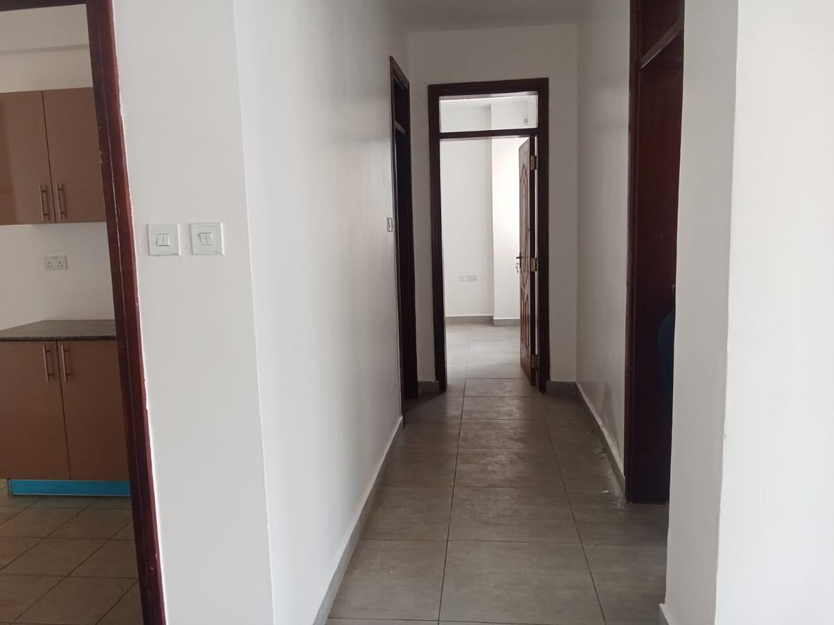 2 Bed Apartment with En Suite in Parklands - 7