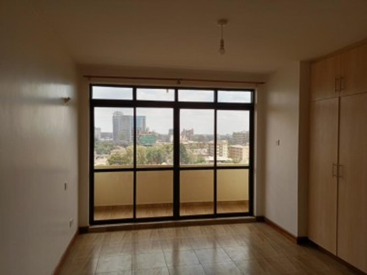 3 Bed Apartment with En Suite at Near Vishal Oshwal School - 6