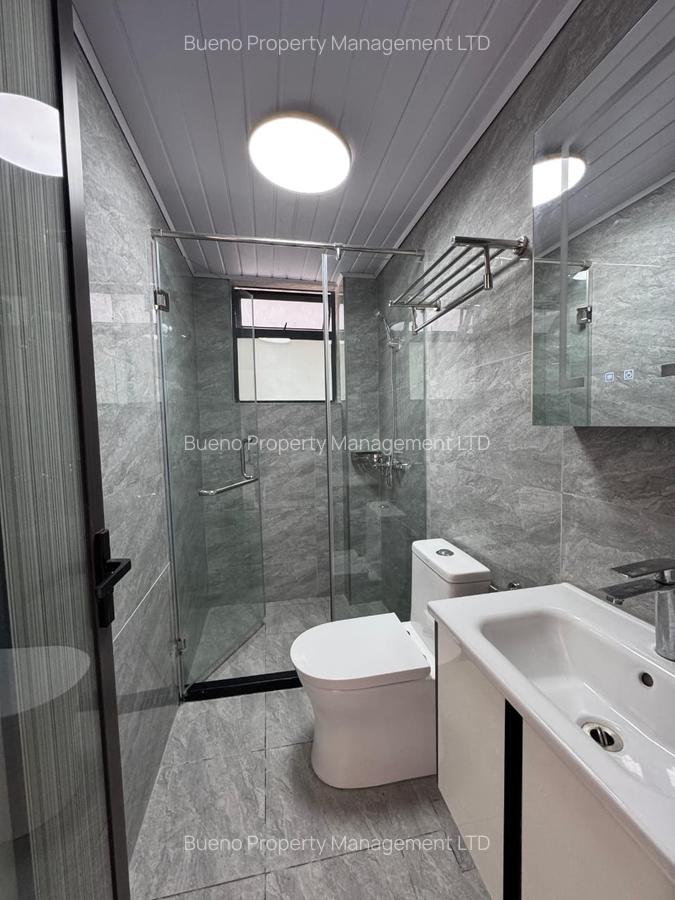 2 Bed Apartment with En Suite at Ki - 10
