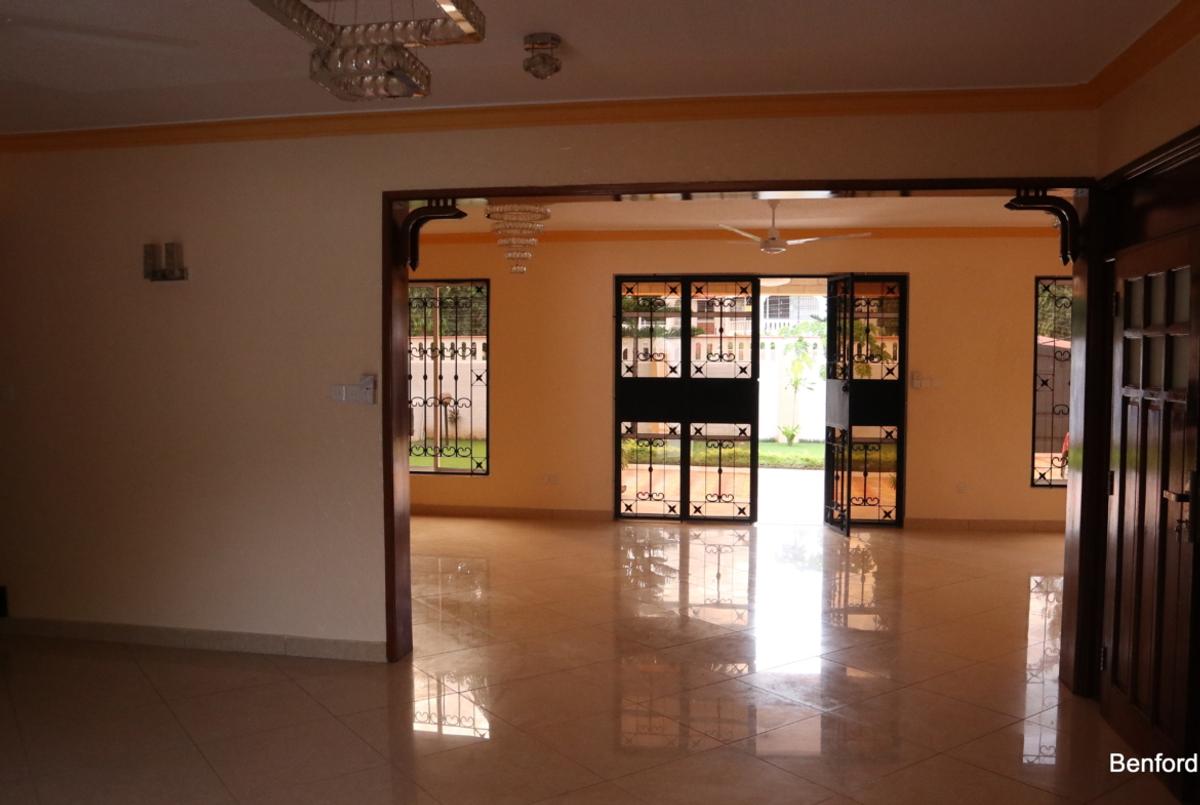 4 Bed Villa in Nyali Area - 10