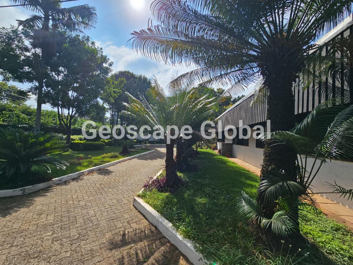 5 Bed House with En Suite in Muthaiga - 2
