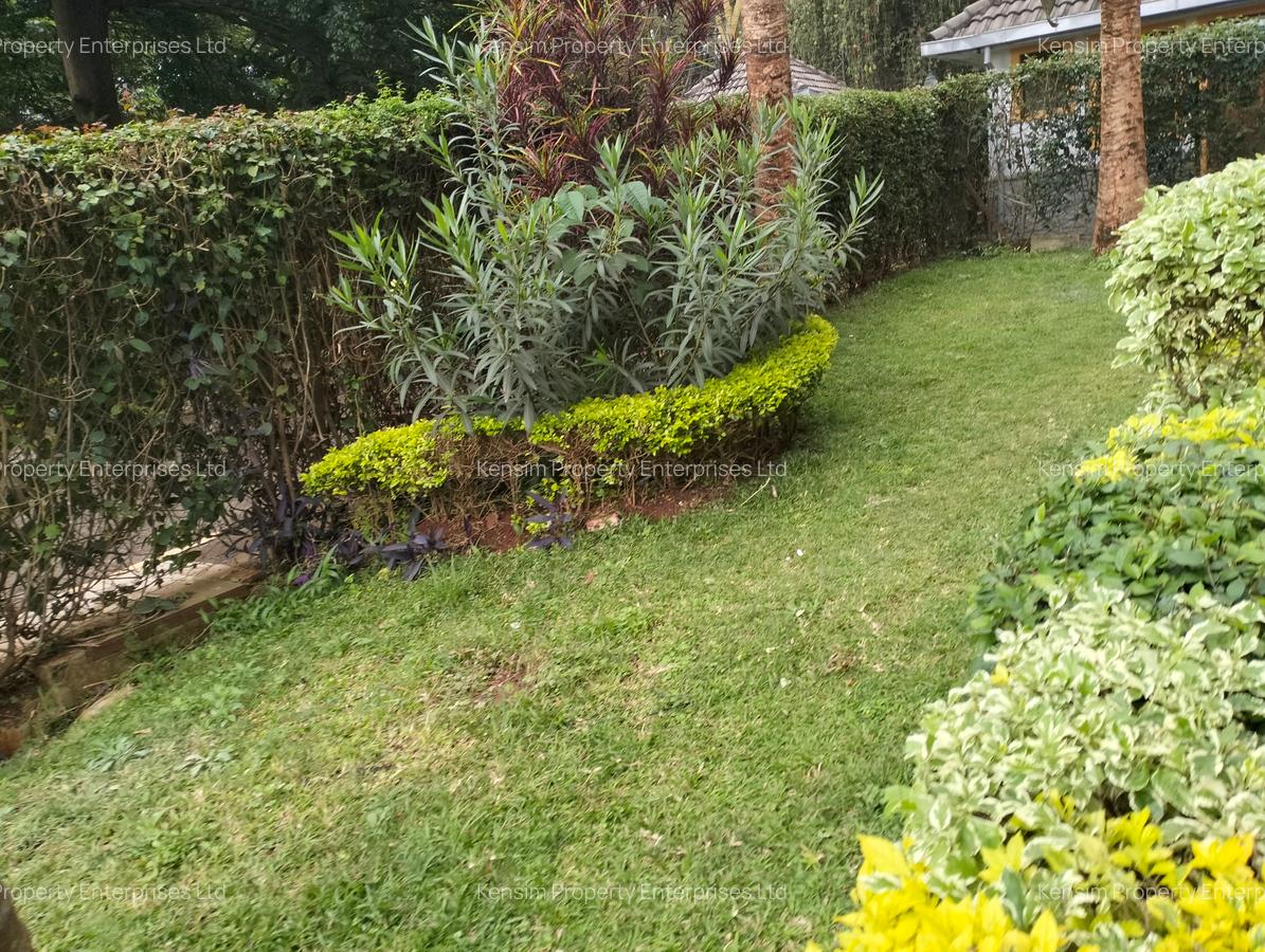 4 Bed Townhouse with En Suite in Lavington - 20