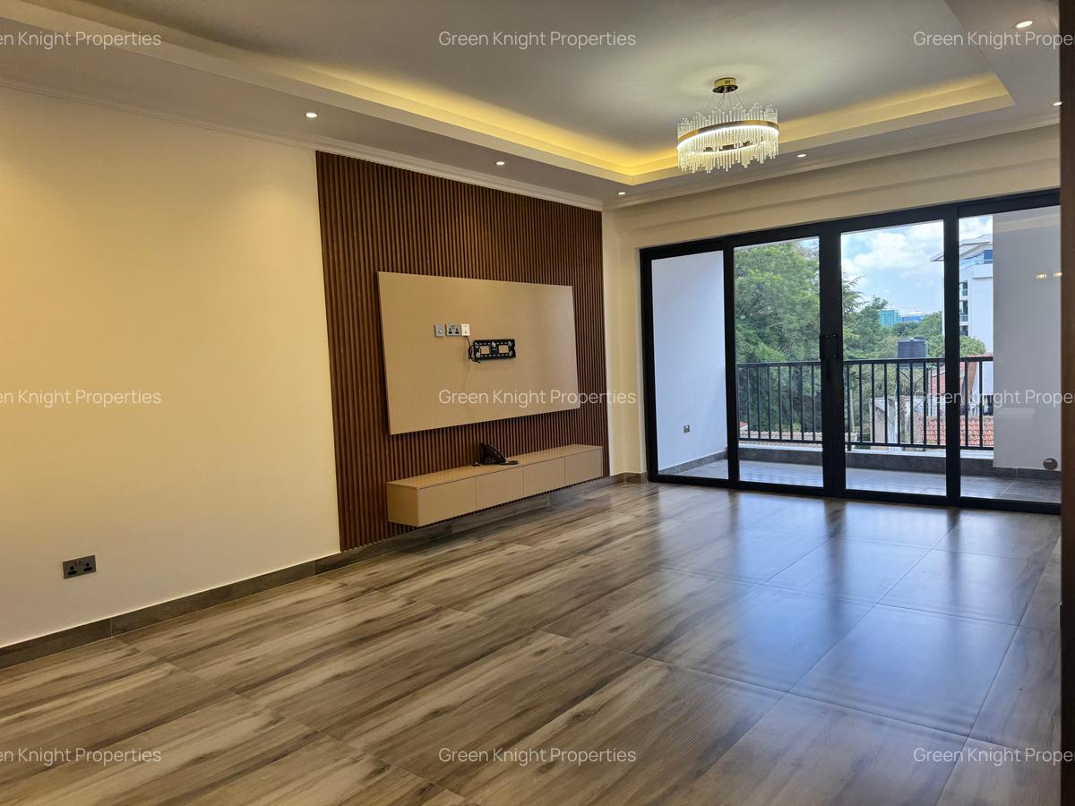 Serviced 2 Bed Apartment with En Suite in Westlands Area - 2