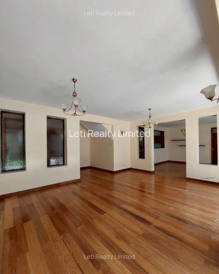 5 Bed Townhouse with En Suite in Lavington - 5