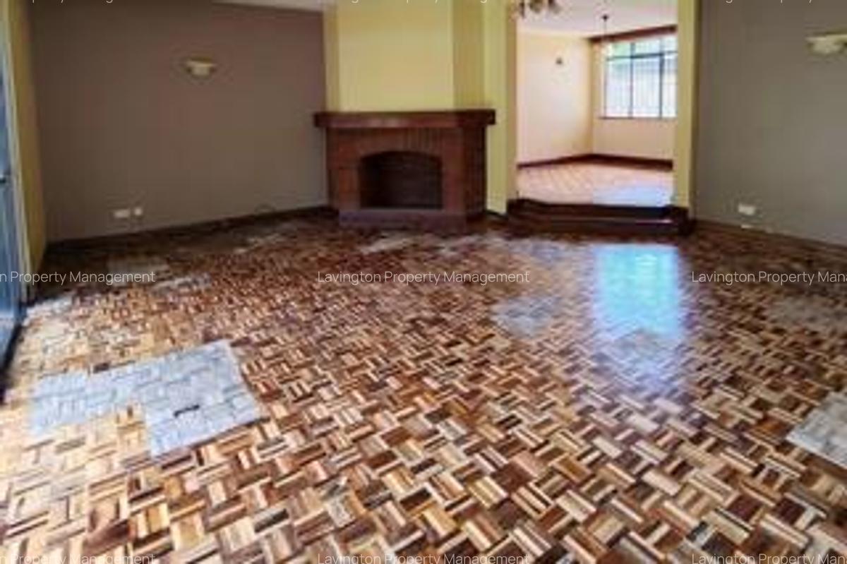 4 Bed Townhouse with En Suite at Lavington Green - 3