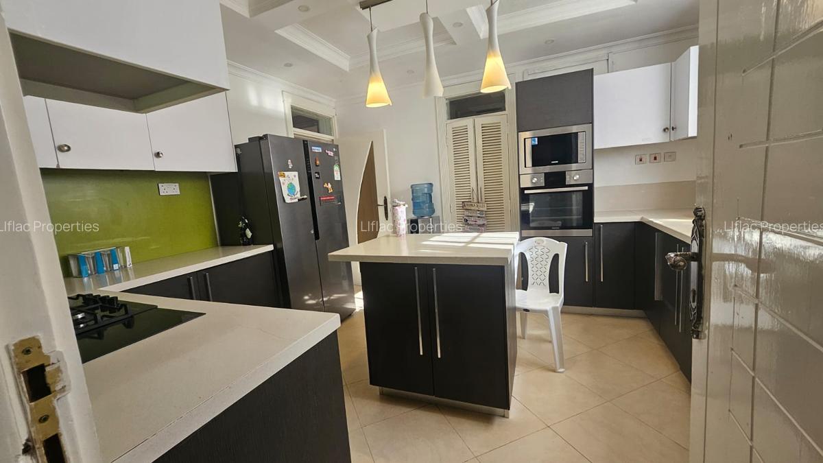 4 Bed Townhouse with En Suite in Kiambu Road - 5