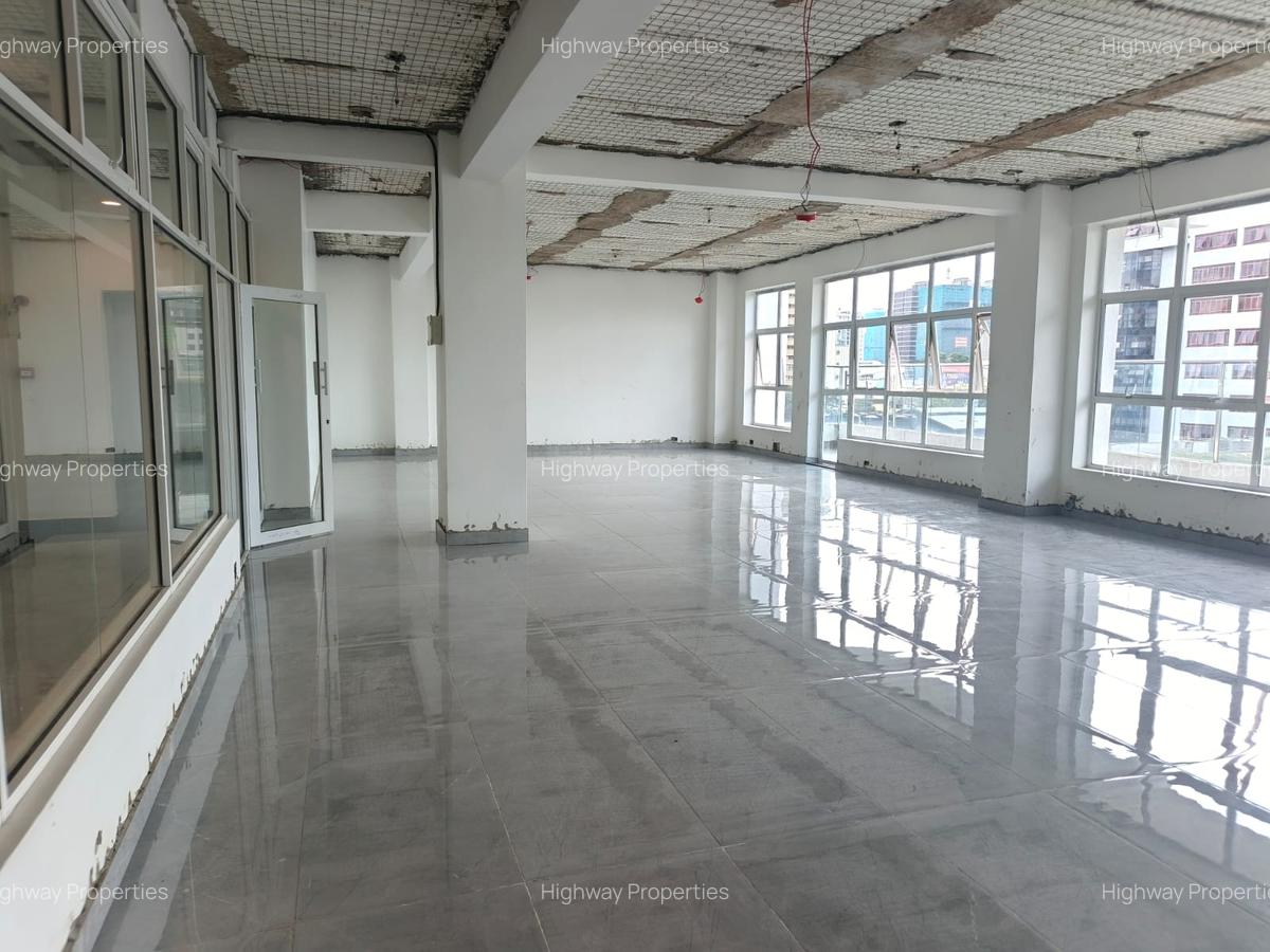 Office with Lift in Kilimani - 13