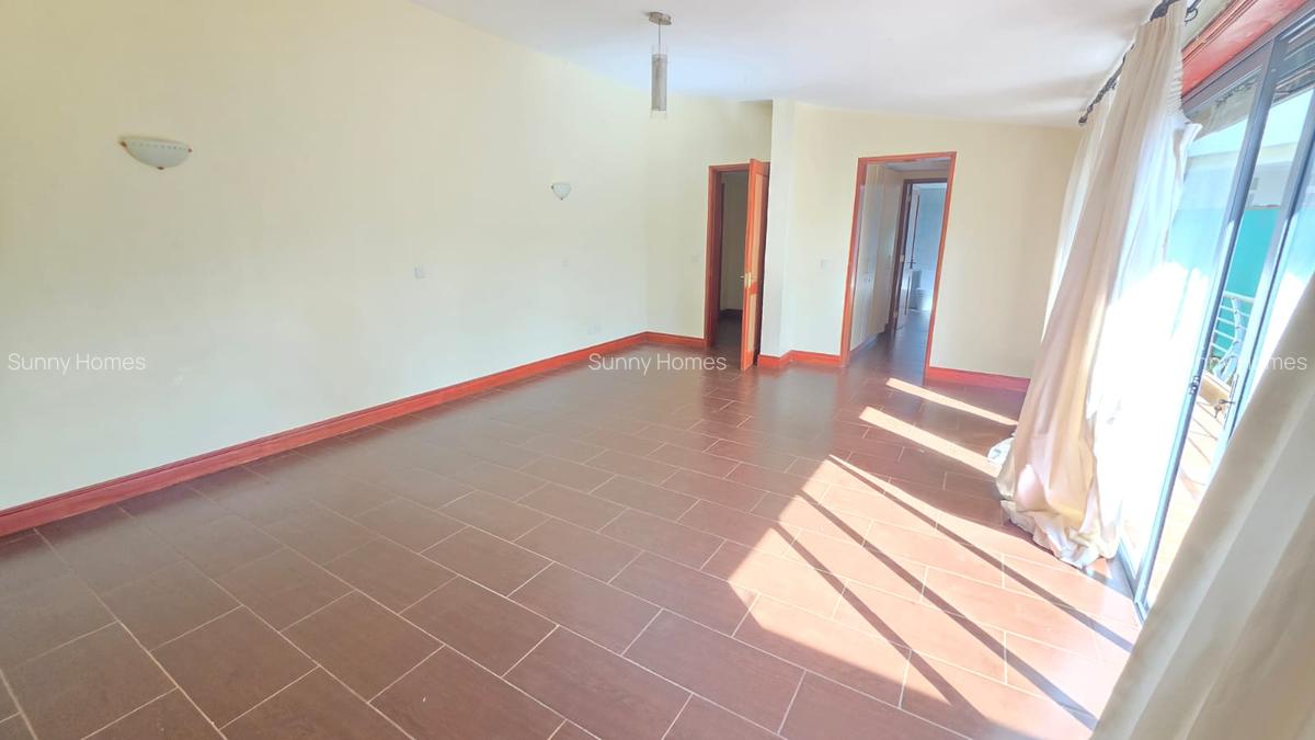 5 Bed House with En Suite at Runda. - 19