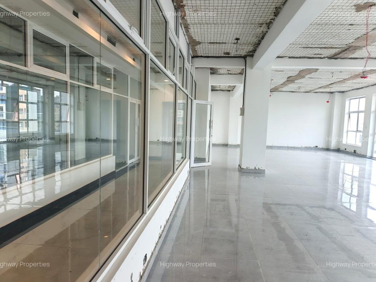 Office with Lift in Kilimani - 14