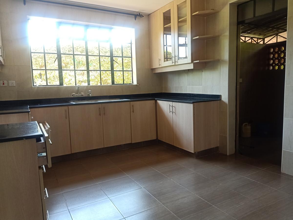 3 Bed House with En Suite at Eden Ville Estate - 7