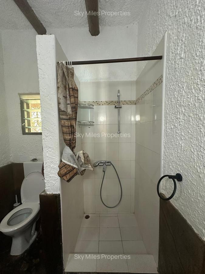 3 Bed Villa with En Suite at La-Marina - 5