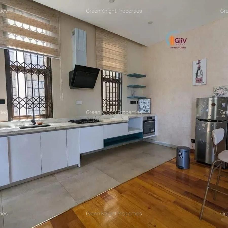 Serviced 2 Bed Apartment with En Suite in Runda - 7