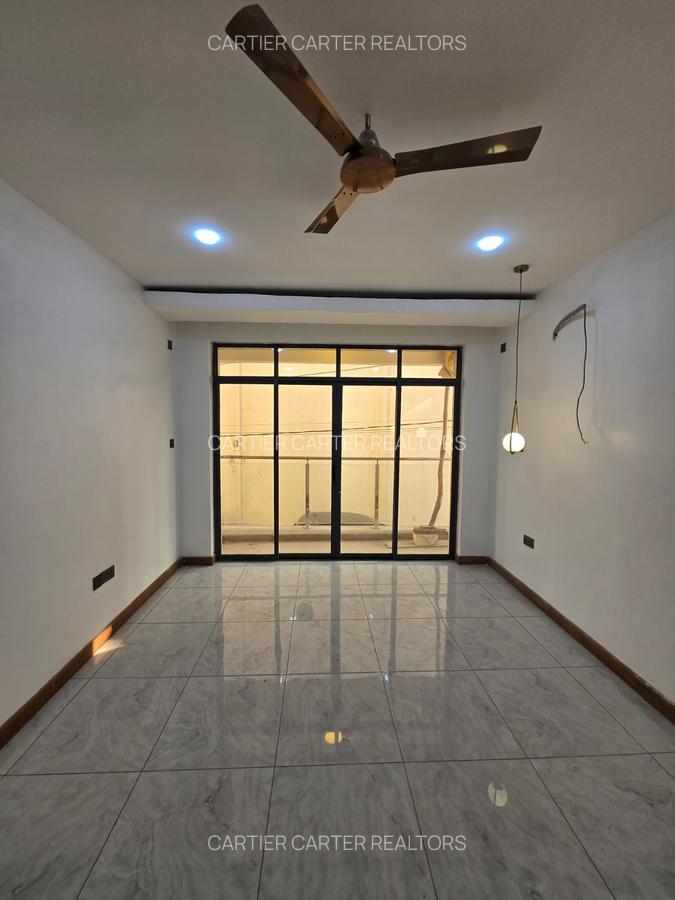 Serviced 3 Bed Apartment with En Suite in Nyali Area - 4