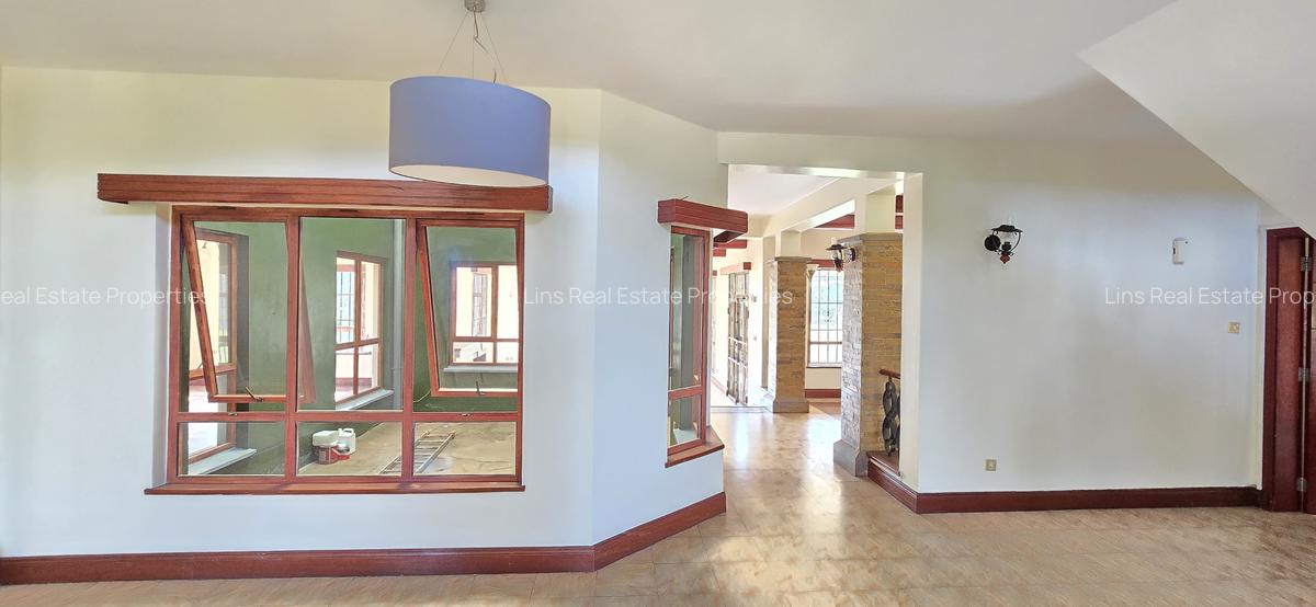 5 Bed Townhouse with En Suite in Runda - 12