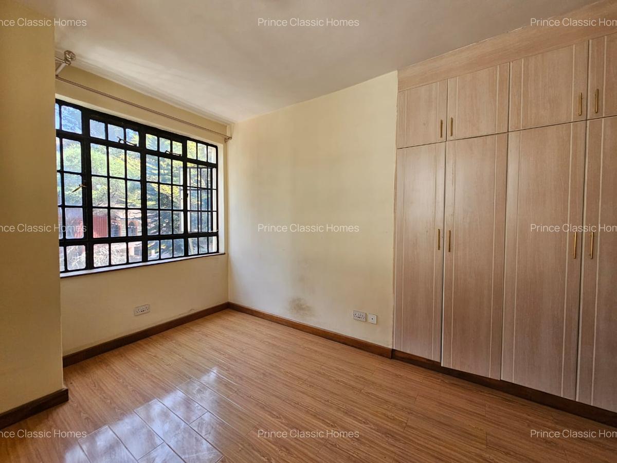 3 Bed Apartment with En Suite in Lavington - 3
