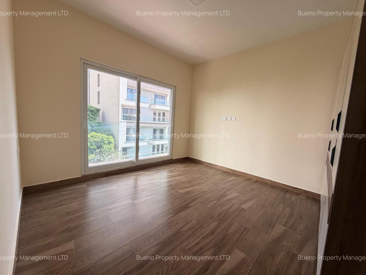 2 Bed Apartment with Swimming Pool in Parklands - 5
