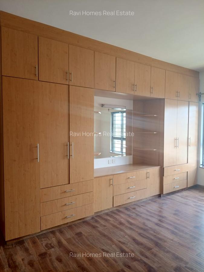 3 Bed Apartment with En Suite in Kilimani - 8