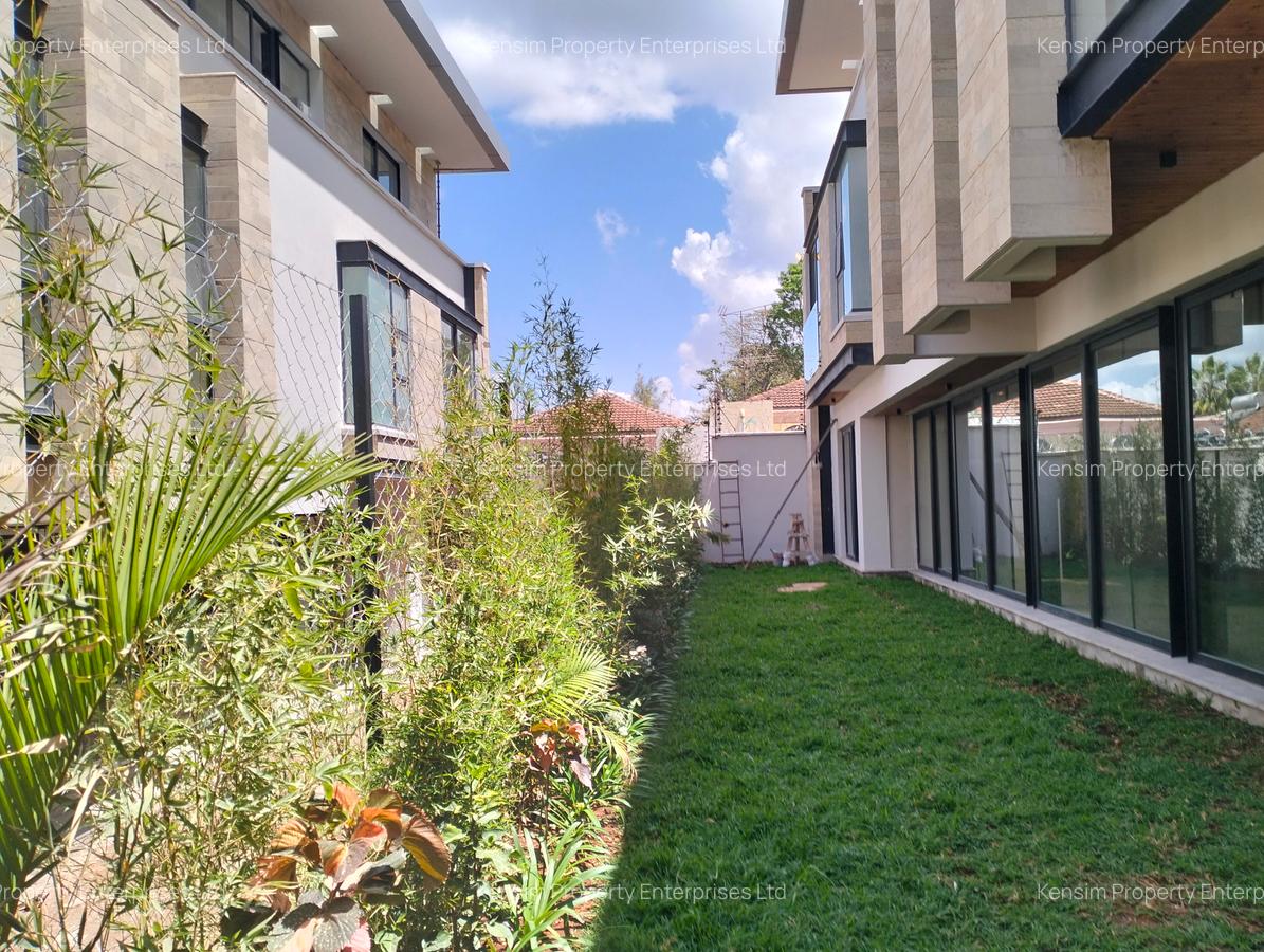 5 Bed Townhouse with En Suite in Westlands Area - 3