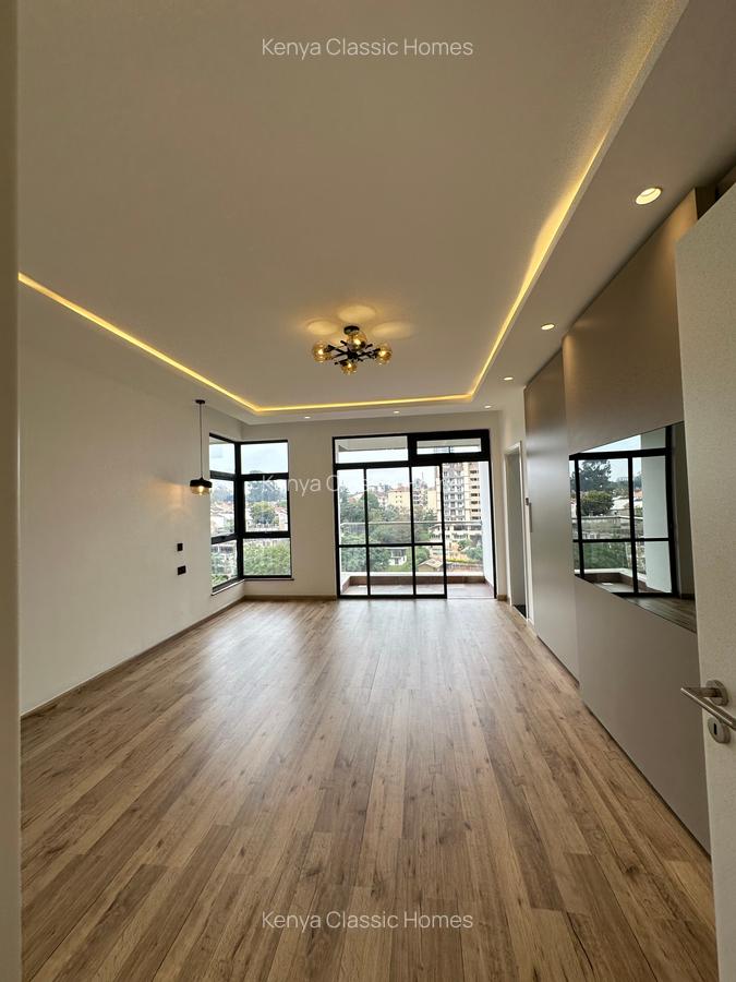 4 Bed Apartment with En Suite at Riverside - 7