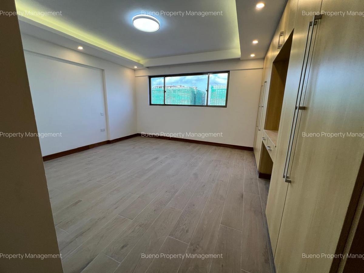 4 Bed Apartment with En Suite in Lavington - 16