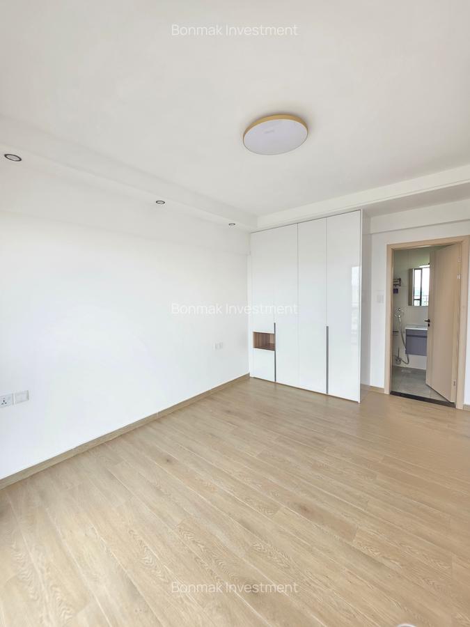 2 Bed Apartment with En Suite at Raphta Road - 18