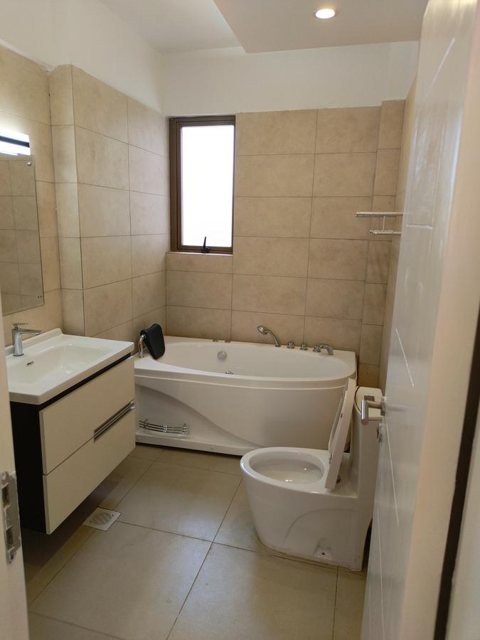 4 Bed Apartment with En Suite in Lavington - 8