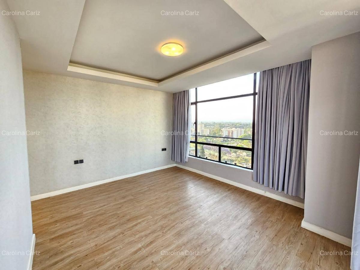 3 Bed Apartment with En Suite at Brookside Drive - 9