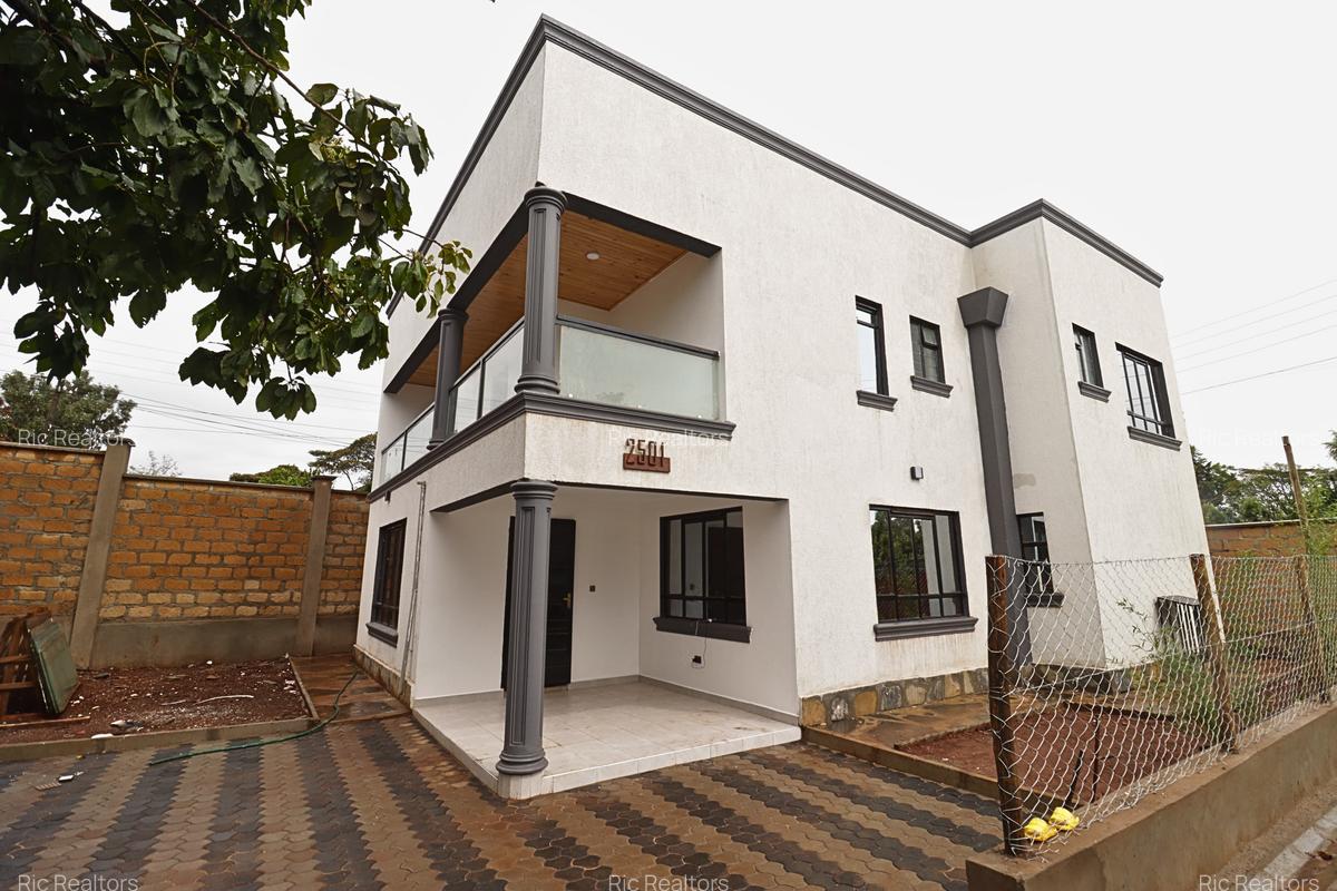 4 Bed Townhouse with En Suite at Maragara Road - 1