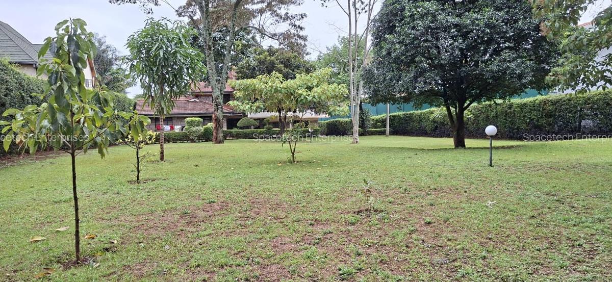 5 Bed House with En Suite in Runda - 5
