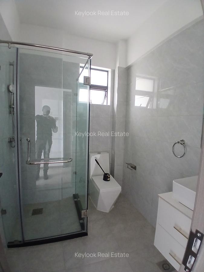 4 Bed Apartment with En Suite at Valley Arcade - 19